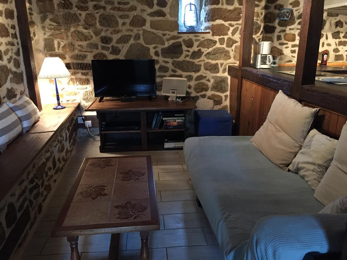 Gites Au Clos Du Lit Saint-Aaron Екстериор снимка